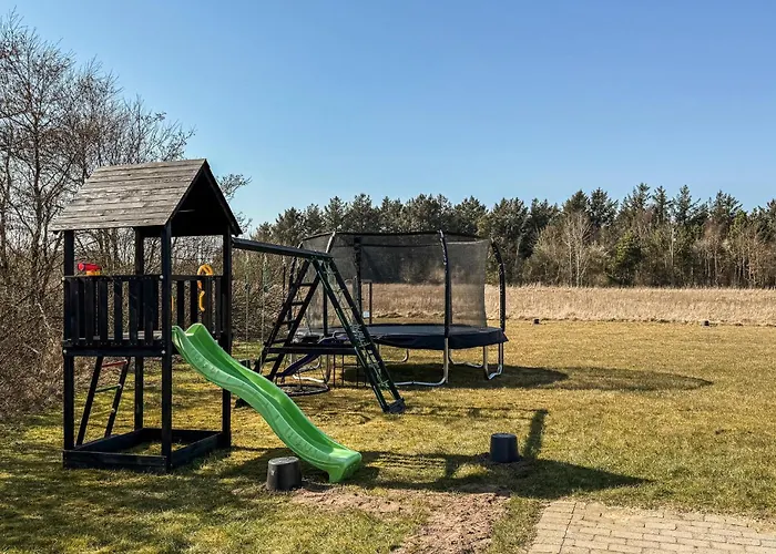 Дом отдыха Stunning In With Sauna *